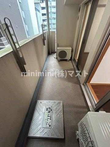 レインボーコート谷町五のバルコニー