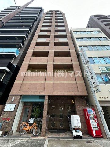 レインボーコート谷町五の外観