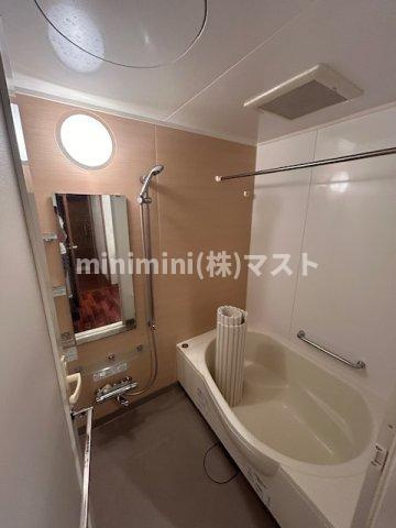 レインボーコート谷町五の浴室