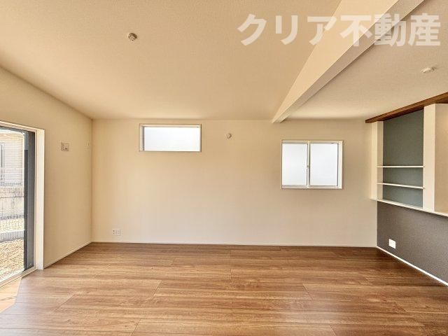 【居間・リビング】 | 8/10値下げ！前橋市総社町植野4号棟平屋＋6.2帖土間付き！