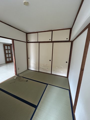御崎南ビルの和室