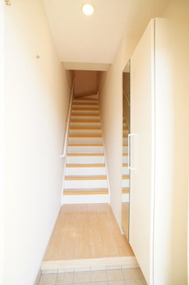 【玄関】 | ミーテ・ルーチェ