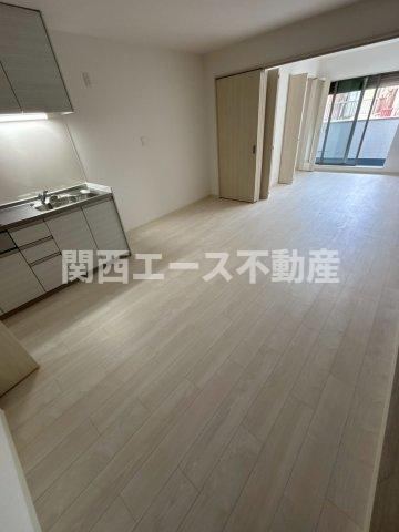 【居間・リビング】 | フォレストクリエオーレ枚岡弐番館