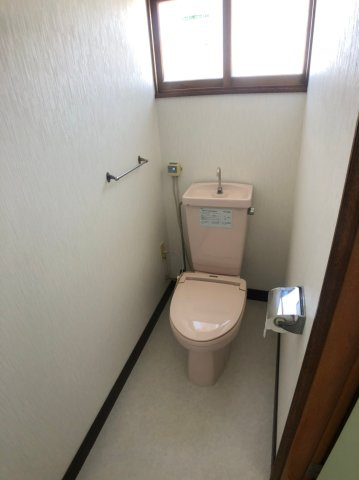 貝塚1丁目14番7号借家のトイレ