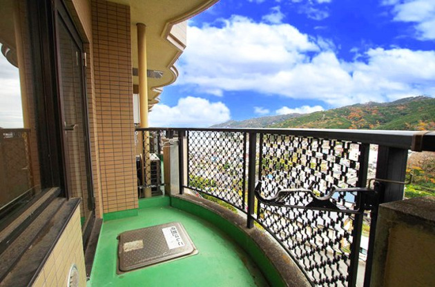 【バルコニー】 | ルシーヌ南熱海　4階