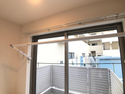 【設備】 | テンテラス | 室内物干（イメージ）