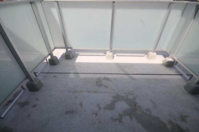 【バルコニー】