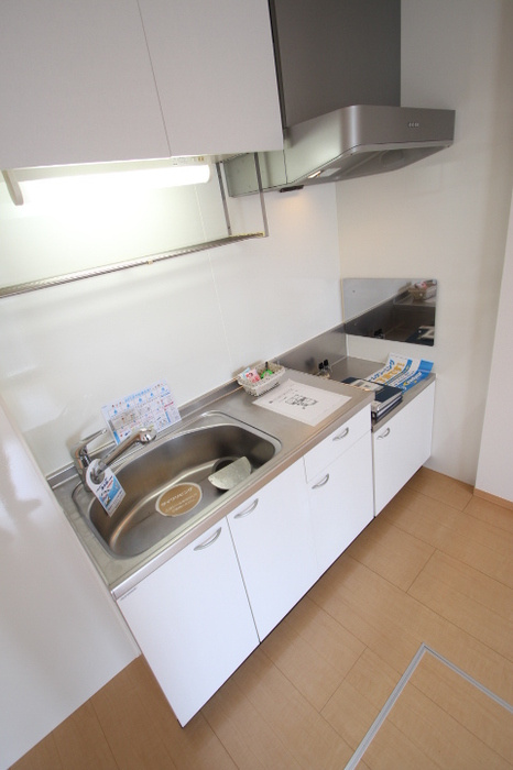 プレジオ六番館