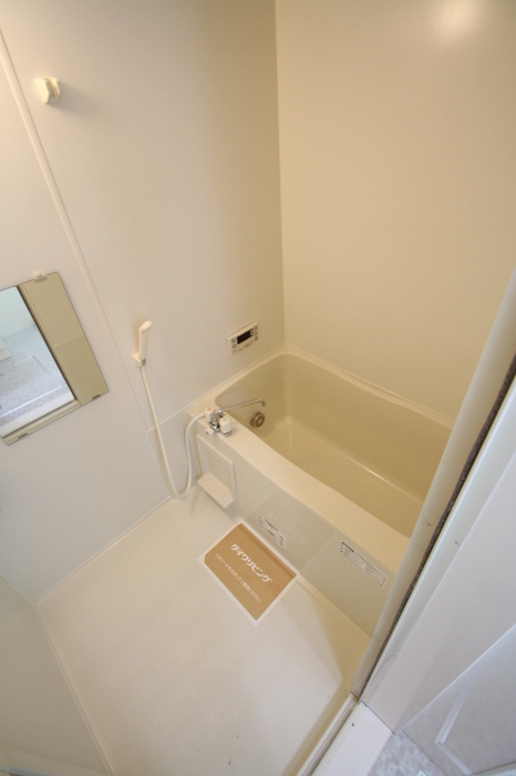 プレジオ六番館の浴室