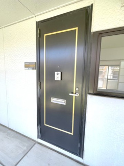 【玄関】 | サウスフラッツ　203