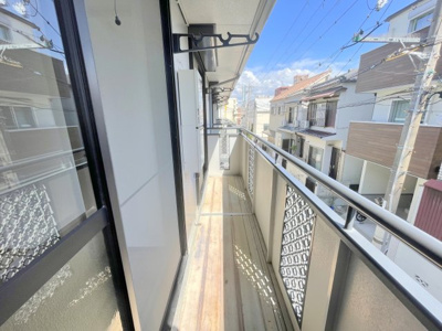 【バルコニー】 | サウスフラッツ　203