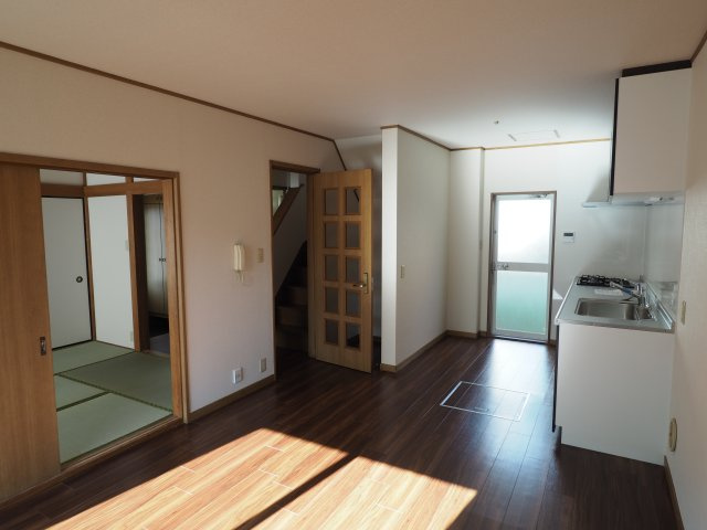 【居間・リビング】 | 牧野貸家