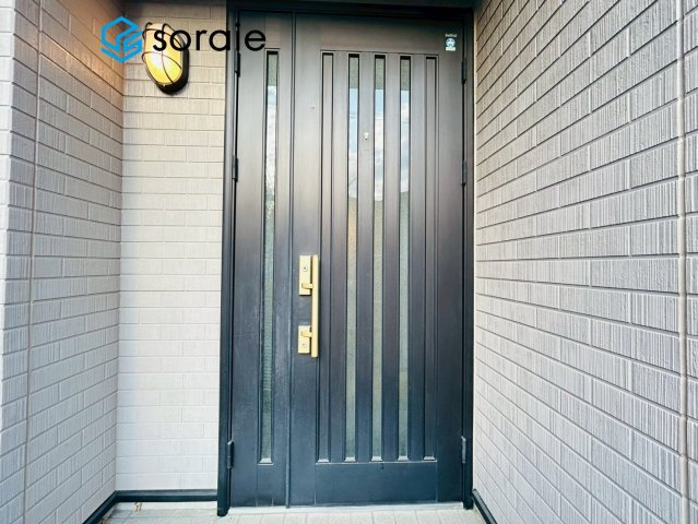 狭山市広瀬3丁目　中古戸建の玄関|2/12　撮影