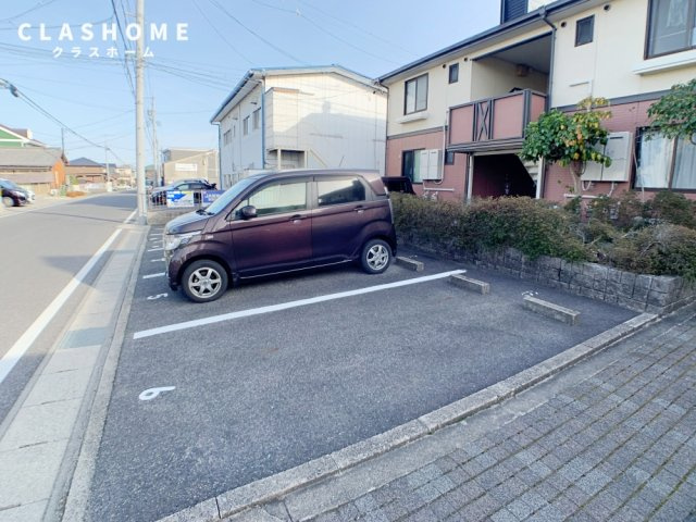 クレイドル上野B　　　刈谷市の賃貸ならクラスホーム刈谷店の駐車場