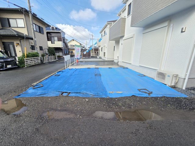 新築　太田市東別所町　1号棟の駐車場|現地写真　駐車は建物南側に並列台可能です！
