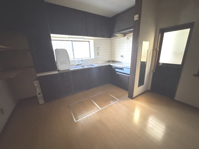 岸和田市畑町3丁目　中古戸建のキッチン