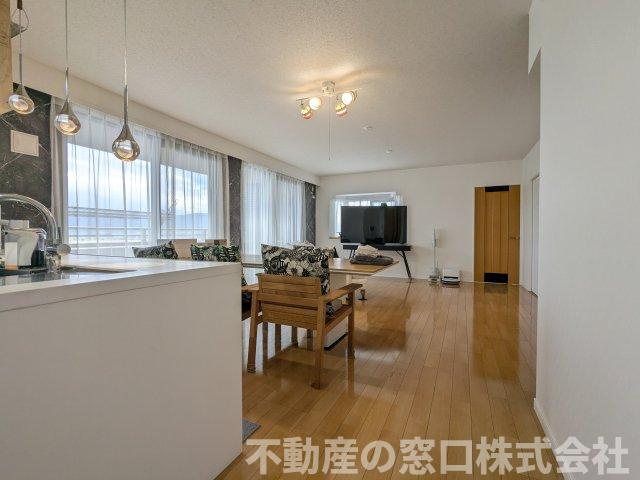 【居間・リビング】 | アダージュ原五番館