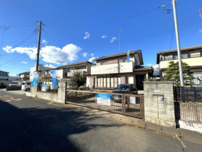 【外観】 | 筑西市下岡崎2丁目　中古戸建 | 下館駅まで徒歩6分の駅近生活！日々の暮らしにゆとりをもたらします♪