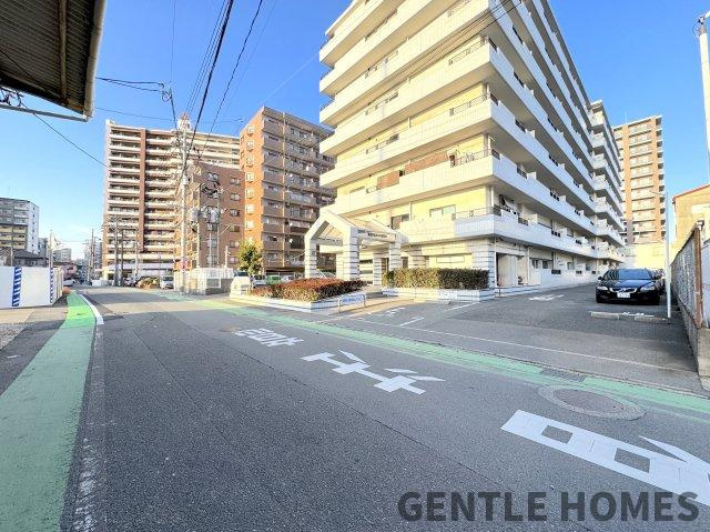 ダイナコート吉塚の周辺