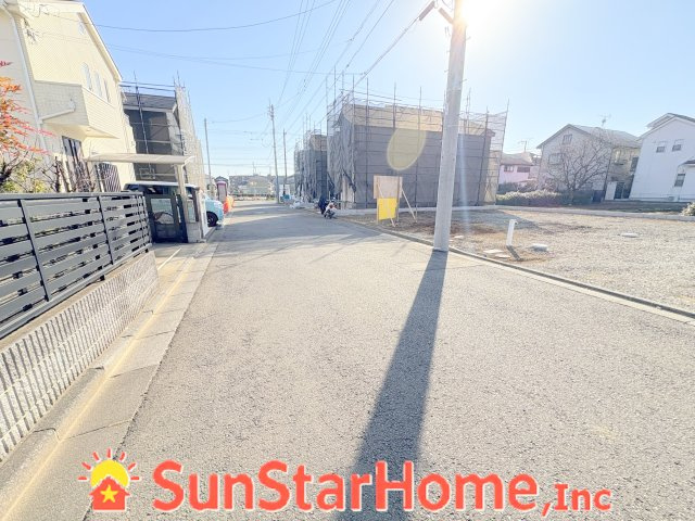 【サンスターホーム】武蔵村山市学園4丁目　建築条件無し売地　1号区画の前面道路含む現地写真