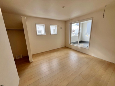 【洋室】 | 紫波町中島字前郷 | 木本来の色味を生かした温もりあるフローリングです。