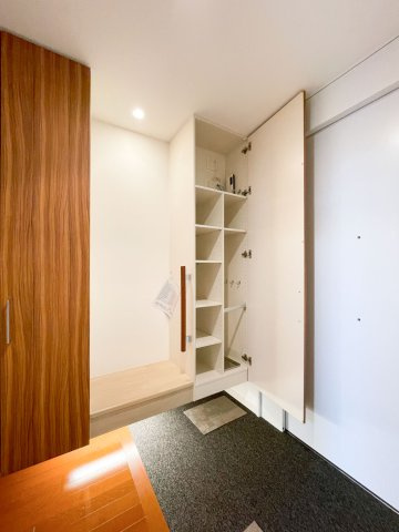 エルグレース神戸三宮タワーステージの収納