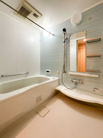 エルグレース神戸三宮タワーステージの浴室