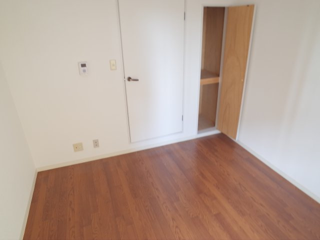 【洋室】 | ロイヤル美松