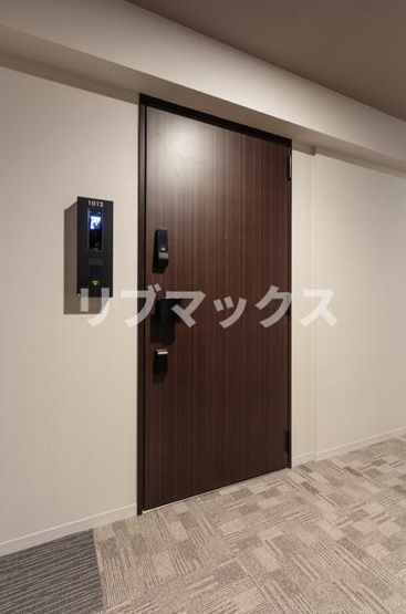 【玄関】パークアクシス横浜伊勢佐木町通り