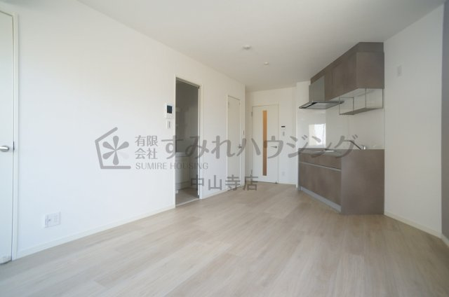 ELEGANTE宝塚の外観