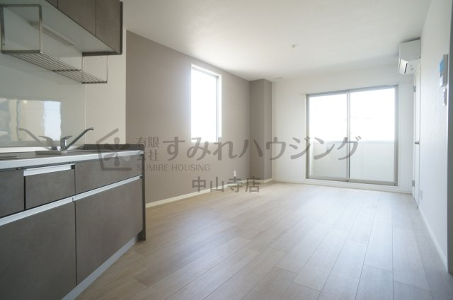 ELEGANTE宝塚の寝室|参考、同建物・同間取りの号室