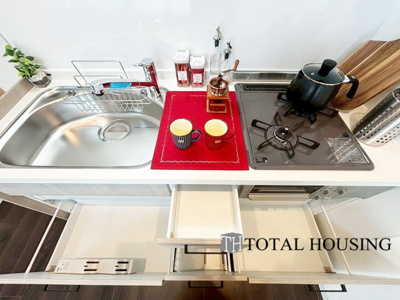 【キッチン】 | 琴似コーポ | 料理を楽しむキッチンスペース。使いやすさと心地よい暮らしを追及し、愛着を持って使い続けられる空間へ。