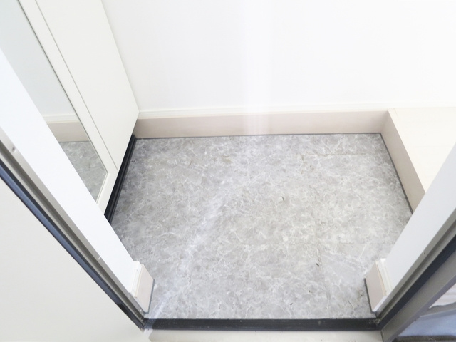 G-Residence　Koiwaの玄関