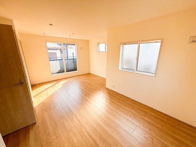 【居間・リビング】の画像