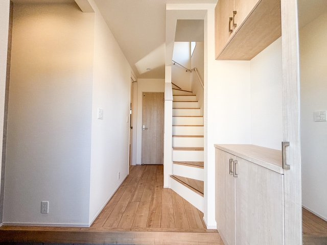 【玄関】の画像