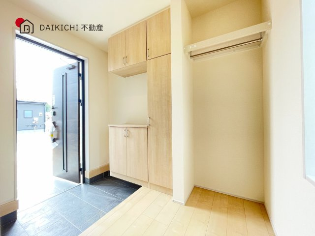 【玄関】 | 加須市多門寺　Livele Garden.S　新築戸建　全6棟　3号棟