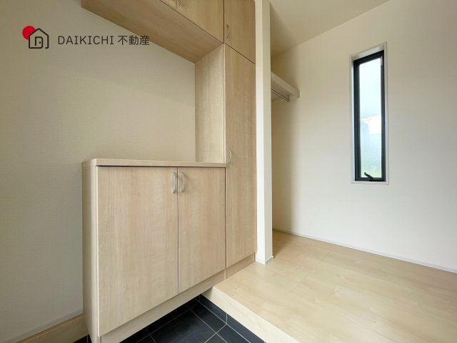 【玄関】 | 加須市多門寺　Livele Garden.S　新築戸建　全6棟　3号棟