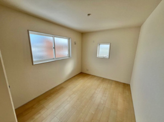 【洋室】 | 紫波町中島字前郷 | 寝室にもワークスペースにもぴったりな、ちょうどいい広さです。