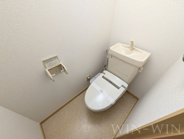 リバーサイドSのトイレ|イメージ（同建物内別部屋の写真です）
