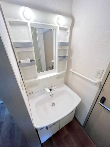 プリメーラいそあいの独立洗面台