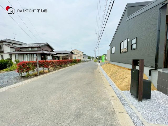 【前面道路含む現地写真】 | 加須市多門寺　Livele Garden.S　新築戸建　全6棟　4号棟