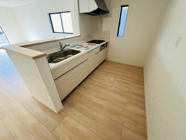 【Cradle Garden】　栃木市沼和田町　第６　全2邸の前面道路含む現地写真|〇前面道路〇
南側約4m
西側約4m
閑静な住宅街です。
2026年1月撮影