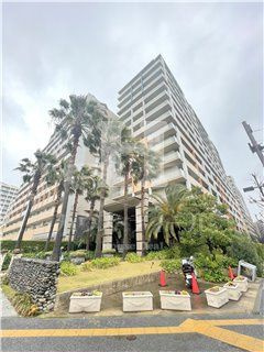 【外観】 | ロイヤルパークス新田 | 外観は落ち着いています