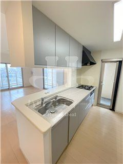 【キッチン】 | ロイヤルパークス新田 | 別号室参考写真です