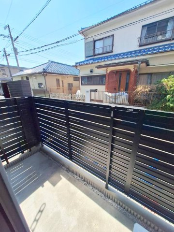 メゾンルテチアのバルコニー