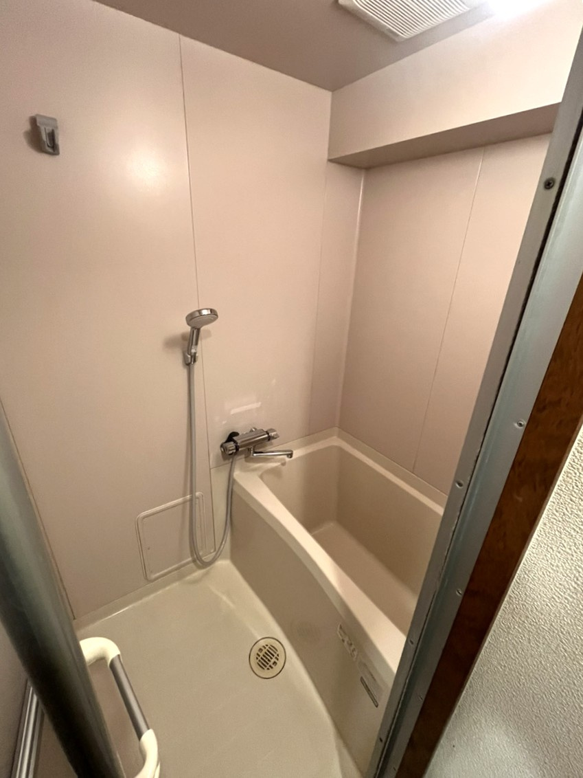 第2サンライズマンションの浴室