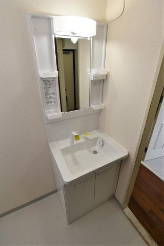 フェアウェードライブの独立洗面台