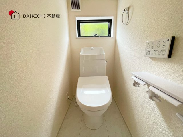 【トイレ】 | 加須市多門寺　Livele Garden.S　新築戸建　全6棟　5号棟