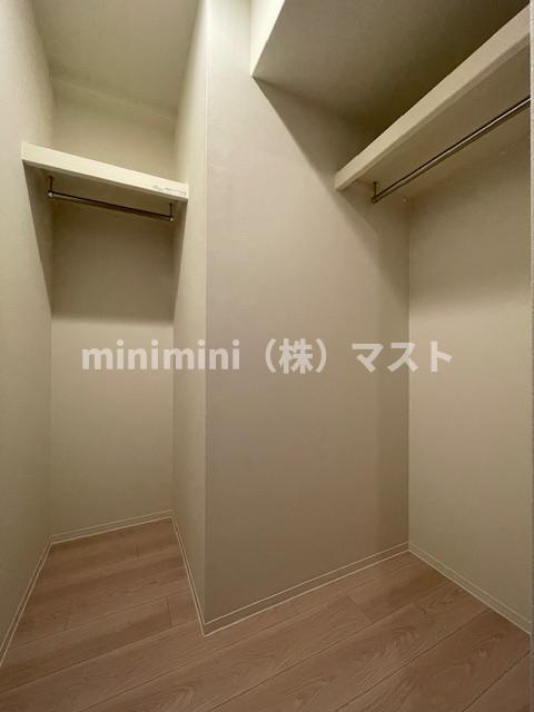 スプランディッドXの収納
