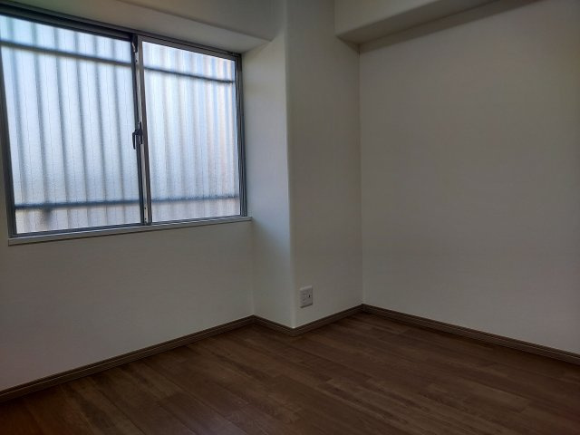 ジャルダン宝塚中山台弐番館A棟の洋室|洋室約5.4帖